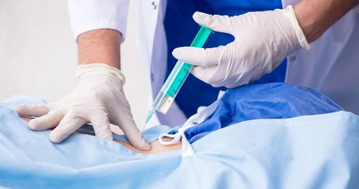 تزریق دارو برای درمان کمر درد مزمن