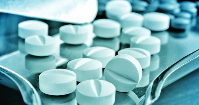 درمان کمر درد مزمن با دارو