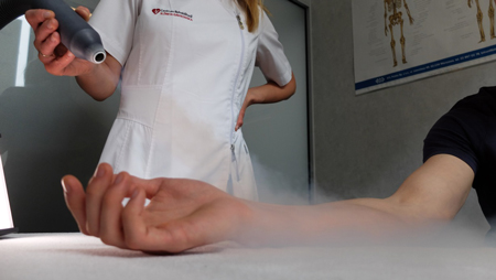 روش های کم تهاجم آرتروز آرنج